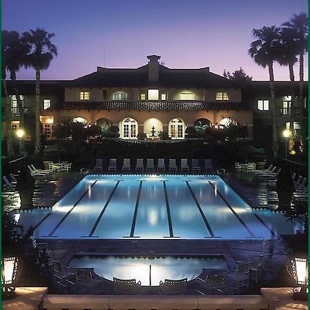 Harris Ranch Inn And Restaurant Huron 외부 사진